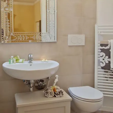 Amazing Apartment Florence